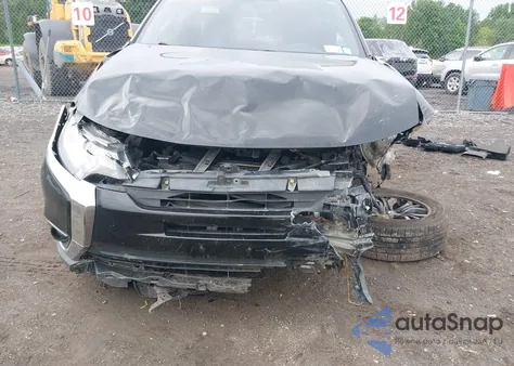 2018 Mitsubishi Outlander Le z USA, uszkodzony, nr VIN JA4AZ3A32JZ020102